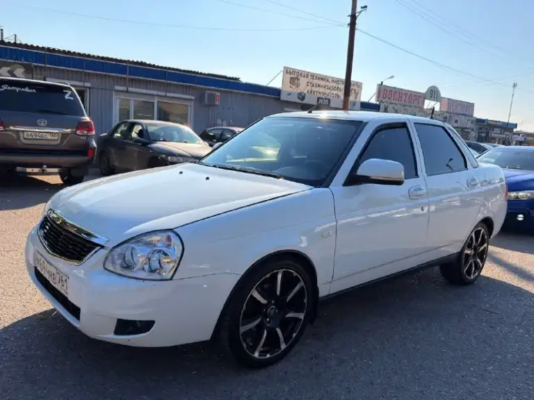 Продам автомобиль lada priora 2012 года выпуска 🚗. Состояние хорошее: пороги и днище без следов коррозии, стаканы целые.
Лед лампы,
Регулировка зеркал
Хорошая музыка
Диски на хорошей резине.
Цена: 350 000 рублей, г. Донецк. Контактный телефон: +79494721215 📞. - фотография - 2