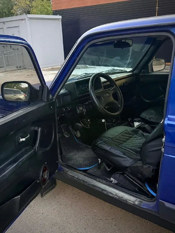 🚙Продам ваз нива 2131 2006г.
☎️+79496767247 (Телеграмм)
Цена 290 000₽ торг у капота
Рассмотрю обмен❗️
Двигатель 1 774 см³ / 80 л. С. Инжектор.
Коробка механика 5-и ступка
Описание:
Двигатель без масложора, тянет как положено, коробка все передачи включаются не вылетают, раздатка исправна, ходовая без вложений.
Кузов не гнилой, в силу возраста имеются не значительные дефекты.
Все стекла родные включая лобовое.
Салон в хорошем опрятном состоянии, стеклоподъемники, противотуманки, музыка, свежая резина.
Документы в полном порядке.
Готова к переоформлению.
📍Машина находится в г. Амвросиевка
📞 🇷🇺 Звоните: +79496767247 - фотография - 5