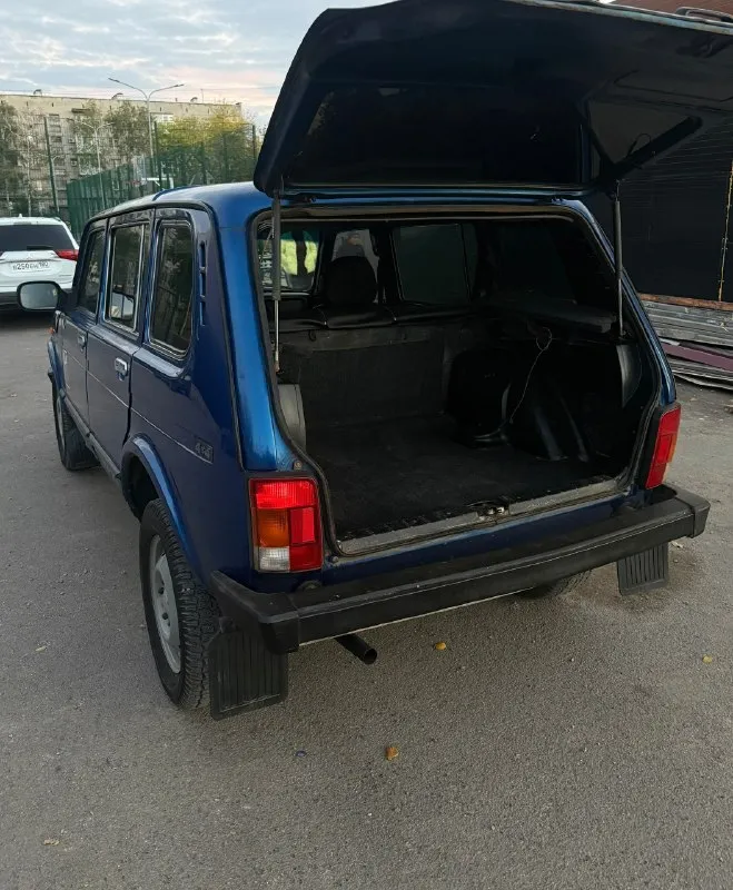 🚙Продам ваз нива 2131 2006г.
☎️+79496767247 (Телеграмм)
Цена 290 000₽ торг у капота
Рассмотрю обмен❗️
Двигатель 1 774 см³ / 80 л. С. Инжектор.
Коробка механика 5-и ступка
Описание:
Двигатель без масложора, тянет как положено, коробка все передачи включаются не вылетают, раздатка исправна, ходовая без вложений.
Кузов не гнилой, в силу возраста имеются не значительные дефекты.
Все стекла родные включая лобовое.
Салон в хорошем опрятном состоянии, стеклоподъемники, противотуманки, музыка, свежая резина.
Документы в полном порядке.
Готова к переоформлению.
📍Машина находится в г. Амвросиевка
📞 🇷🇺 Звоните: +79496767247 - фотография - 8
