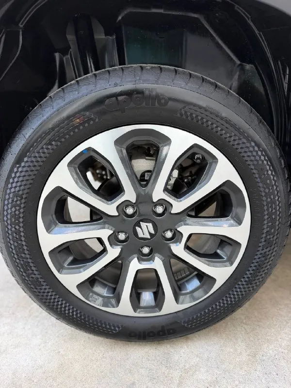 🛞Suzuki grand vitara
07/2023 Год выпуска!
Двигатель: 1.5 / бензин / 103 л. С
Без пробега❗️новый❗️
💸 3 127 000₽
📞 +79498496669
Комплектация:
• Кожаный салон
• Панорамная крыша
• Led-фары и led дхо
• Led задние фонари
• Легкосплавные диски r17
• Мультимедиа 9”
• Apple carplay / android auto
• Камера 360°
• Задние парктроники
• Цифровая приборная панель 7”
• Проекционный выдвигающийся дисплей
• Климат-контроль
• Круиз-контроль
• Бесключевой доступ
• Бесключевая система start&stop
• Электронный ручник + auto&hold
• Беспроводная зарядка
• Автоматический свет
• Электроскладывание зеркал
• Abs / esp / ebd
• Hill hold / hill descent control
• Датчик давления в шинах
• 4Wd allgrip select
• Межосевая блокировка дифференциала
• Режимы 4wd: auto / sport / snow / lock
📞 🇷🇺 Звоните: +79498496669 - фотография - 4