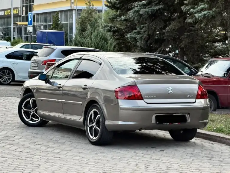Peugeot 407
Год выпуска - 2007
Цена - 485.000₽
Двигатель - 1.8 бензин
Кпп - механика
Пробег - 181.000км
Тел. +79493902663
Либо: +7 (949) 679-98-14
Продам красивую и приятную в вождении машину в отличном состоянии и богатой комплектации, а именно: кожаный салон: подогревы сидений; рабочий климат-контроль; круиз-контроль; мультируль; эл. Зеркала; ус. Руля; ветровеки; эл. Регулировка сидений; датчик света и дождя; установлена android мультимедиа со всеми современными плюшками; давольно не плохая акустика; эл. Стеклоподъемники; диски r-17 с практически новой резиной и многое другое. Авто в красиво цвете, в жизни смотрится великолепно.
📞 🇷🇺 Звоните: +79493902663 - фотография - 2