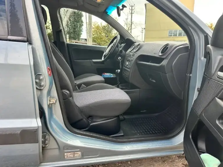 Ford fusion, 2008
🚙 1.6 At, 101 л. С.
📏 Пробег: 163 000 км
👤 Хозяев: 3
❄️ Климат-контроль
🛠 Без срочных вложений
🛞 2 Комплекта колёс
🔐 Сигнализация
Любые проверки. Торг у капота.
📍 Мариуполь
💰 585 000 ₽
📞 +7 918 693‑14‑14 - фотография - 6