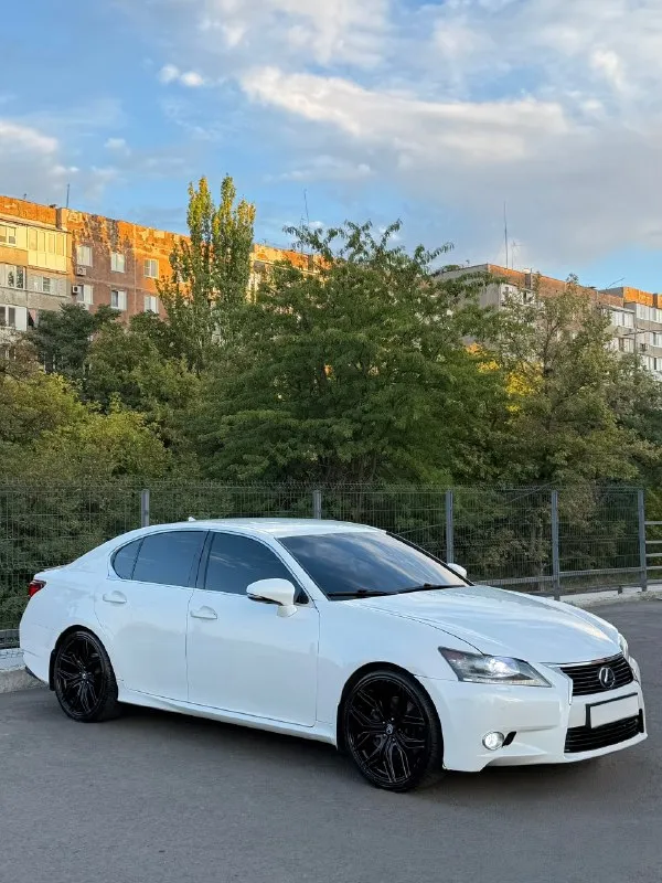 Lexus gs 250 💰1.870.000💰
Лексус 2014г
2.5 Бензин до налог !
Пробег 240.000
Мотор отличный, не дымит, не троит, масло не расходует!
Акпп надежная японская, не пинает, не буксует, переключает мягко, без рывков!
Ходовая не гремит, не стучит, едет мягко, и комфортно!
Цвет красивый, белый-перламутр.
Комплектации: с обдувами сидений, подогревы, без ключей доступ, мульти руль, камера заднего вида, отличная акустика, с bt
Документы чистые, я хозяйка, на мне оформлена, стоит на 180 регионе, проблем с переоформлением не будет, могу присутствовать…
Осмотр г. Макеевка
Связь +7949-407-08-92
+7949-489-08-56 Мах тг тоже есть
Цена 1.870.000 руб торг у капота разумный!
Обмен тоже можно рассмотреть, но на обмен чуть дороже в рынок!
Возможно в кредит через банк
📞 🇷🇺 Звоните: +79494070892 - фотография - 3