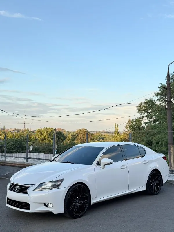 Lexus gs 250 💰1.870.000💰
Лексус 2014г
2.5 Бензин до налог !
Пробег 240.000
Мотор отличный, не дымит, не троит, масло не расходует!
Акпп надежная японская, не пинает, не буксует, переключает мягко, без рывков!
Ходовая не гремит, не стучит, едет мягко, и комфортно!
Цвет красивый, белый-перламутр.
Комплектации: с обдувами сидений, подогревы, без ключей доступ, мульти руль, камера заднего вида, отличная акустика, с bt
Документы чистые, я хозяйка, на мне оформлена, стоит на 180 регионе, проблем с переоформлением не будет, могу присутствовать…
Осмотр г. Макеевка
Связь +7949-407-08-92
+7949-489-08-56 Мах тг тоже есть
Цена 1.870.000 руб торг у капота разумный!
Обмен тоже можно рассмотреть, но на обмен чуть дороже в рынок!
Возможно в кредит через банк
📞 🇷🇺 Звоните: +79494070892 - фотография - 4