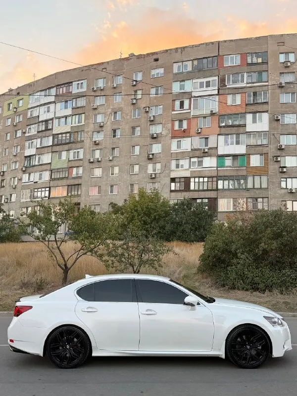Lexus gs 250 💰1.870.000💰
Лексус 2014г
2.5 Бензин до налог !
Пробег 240.000
Мотор отличный, не дымит, не троит, масло не расходует!
Акпп надежная японская, не пинает, не буксует, переключает мягко, без рывков!
Ходовая не гремит, не стучит, едет мягко, и комфортно!
Цвет красивый, белый-перламутр.
Комплектации: с обдувами сидений, подогревы, без ключей доступ, мульти руль, камера заднего вида, отличная акустика, с bt
Документы чистые, я хозяйка, на мне оформлена, стоит на 180 регионе, проблем с переоформлением не будет, могу присутствовать…
Осмотр г. Макеевка
Связь +7949-407-08-92
+7949-489-08-56 Мах тг тоже есть
Цена 1.870.000 руб торг у капота разумный!
Обмен тоже можно рассмотреть, но на обмен чуть дороже в рынок!
Возможно в кредит через банк
📞 🇷🇺 Звоните: +79494070892 - фотография - 7