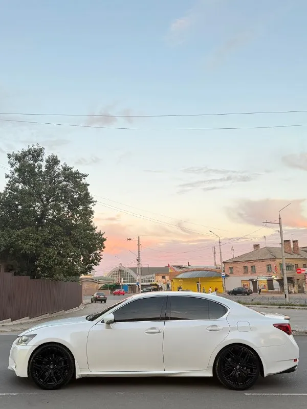 Lexus gs 250 💰1.870.000💰
Лексус 2014г
2.5 Бензин до налог !
Пробег 240.000
Мотор отличный, не дымит, не троит, масло не расходует!
Акпп надежная японская, не пинает, не буксует, переключает мягко, без рывков!
Ходовая не гремит, не стучит, едет мягко, и комфортно!
Цвет красивый, белый-перламутр.
Комплектации: с обдувами сидений, подогревы, без ключей доступ, мульти руль, камера заднего вида, отличная акустика, с bt
Документы чистые, я хозяйка, на мне оформлена, стоит на 180 регионе, проблем с переоформлением не будет, могу присутствовать…
Осмотр г. Макеевка
Связь +7949-407-08-92
+7949-489-08-56 Мах тг тоже есть
Цена 1.870.000 руб торг у капота разумный!
Обмен тоже можно рассмотреть, но на обмен чуть дороже в рынок!
Возможно в кредит через банк
📞 🇷🇺 Звоните: +79494070892 - фотография - 8