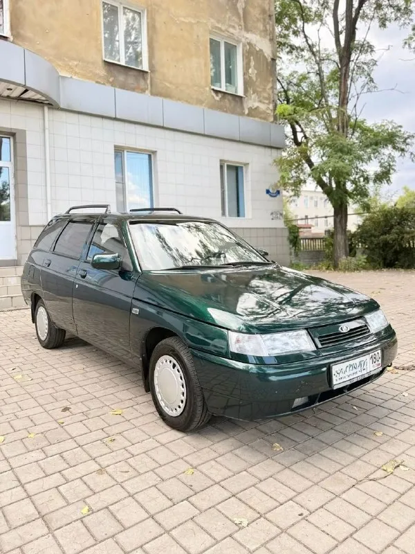 Продам ваз-2111 универсал
❗️Установлено гбо евро 2 ❗️
Двигатель: 1.5 газ/бензин

Авто в хорошем техническом состоянии, визуально не хуже. Авто в очень красивом цвете, красиво играет на солнце. Двигатель в идеальном состоянии работает ровно, масло не кушает от замены до замены ни грамма, не дымит 10 тыс. Км назад делалась гбц, поршня с выемкой клапана не гнет, новый термостат, обслужен генератор и стартер, любые проверки, под капотом все сухо. Грм также заменен 10 тыс назад. Кузов максимально целый без рыжья и гнили ничего варить и красить не нужно, дно/пороги/стаканы/низа дверей целые, стекла все заводские. Свет весь led. Стоит гбо евро2 полностью обслуживалось зимой новый редуктор фильтра. Все что нужно было сделать и обслужить уже сделал, сейчас сел поехал без вложений! Большой багажник полностью укомплектован, даже заводская шторка сохранилась.

Цена 💰285.000.руб
Осмотр: г. Макеевка.
Тел. +79490943554 - фотография - 3