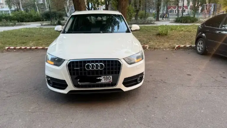 Продам audi q 3 2.0 tfsi 2012 г. В в хорошем состоянии все работает в штатном режиме без ошибок цена милион 100 торг реальному покупателю +79494548896 - фотография - 1