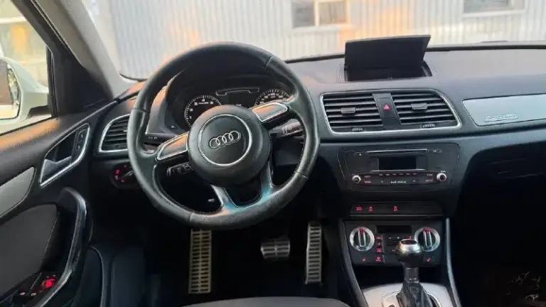 Продам audi q 3 2.0 tfsi 2012 г. В в хорошем состоянии все работает в штатном режиме без ошибок цена милион 100 торг реальному покупателю +79494548896 - фотография - 9