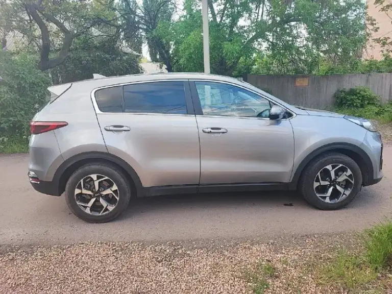 Kia спортедж, 2020 года, двигатель 1.6 турбодизель, пробег 77 991км, авто в родном окрасе, пригнали из кореи, салон кожа в отличном состояние, ухоженная, за машиной следили, без пробега по рф прошла на руский язык. Обслужена, любые проверки на месте приветствуются цена 2.200000₽ реальному покупателю торг у капота. +79498344356, +79135539449, по всем вопросом пишите звоните. Продажа нет не обходимости т. К. Постоянно на позиции.
Телеграмм: +7 949 834 4356
Max: +7 913 553 94 49
📲 Tg: @dj_fiesta853
📞 Звоните: +7(949)8344356 - фотография - 4