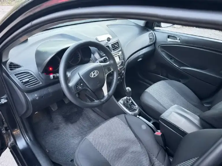 Продам hyundai solaris 2015 года выпуска, на хорошем ходу, машина на ходу каждый день, обслужена полностью, состояние кузова видно на фото, двигатель и коробка работают отлично, по ходовой все хорошо, электрика исправна, комплектация: гидроусилитель руля, передние электростеклоподъемники, подогрев сидений, кондиционер. Стоит хорошая зимняя резина, по документам на местном 180 учёте, продажа по дкп (переоформление), цена 570000 руб. , машина находится в донецке в кировском районе, остальные вопросы по телефону +79493886439
📲 Tg: сергей
📞 Звоните: +7(949)3886439 - фотография - 9