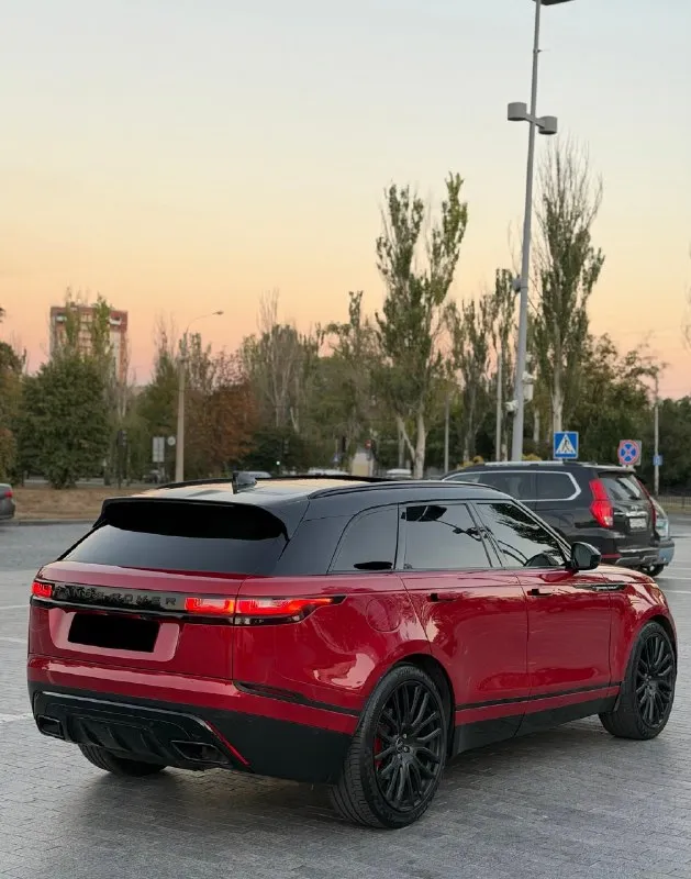 Range rover velar 2017г
Цена: 4.070.000р ❗️обмен ❗️кредит❗️
-Пробег 95.000км
-Двигатель 3.0 компрессор 380сил, v6 supercharger, один из самых надежных в линейке, не дымит, не троит, работает превосходно, тяга супер, 200км назад была произведена замена масла с фильтрами.
-Коробка автомат, не тупит, не пинает, переключает плавно, полностью обслужена
-Салон в идеальном состоянии, все пластиковые элементы покрыты в броне плёнку, матричные фары, премиальная музыка meridian, память сидений, обдув сидений, обогрев сидений, сенсорные кнопки, обогрев руля, панорама, бесключевой доступ, выездные ручки, carplay, расширенный спорт режим, с выбором жестокости подвески, пневма, установлен выхлоп на заслонке, обогрев лобового стекла, чтение дорожных знаков, 5 видов массажа, удержание в полосе, потолок алькантара, вставки из натурального дерева, и многое другое !
-Кузов в идеальном состоянии, без сколов и дефектов, автомобиль в пред-максимальной комплектации, безупречный цвет, смотритс
📞 Звоните: +7(949)0773244 - фотография - 4