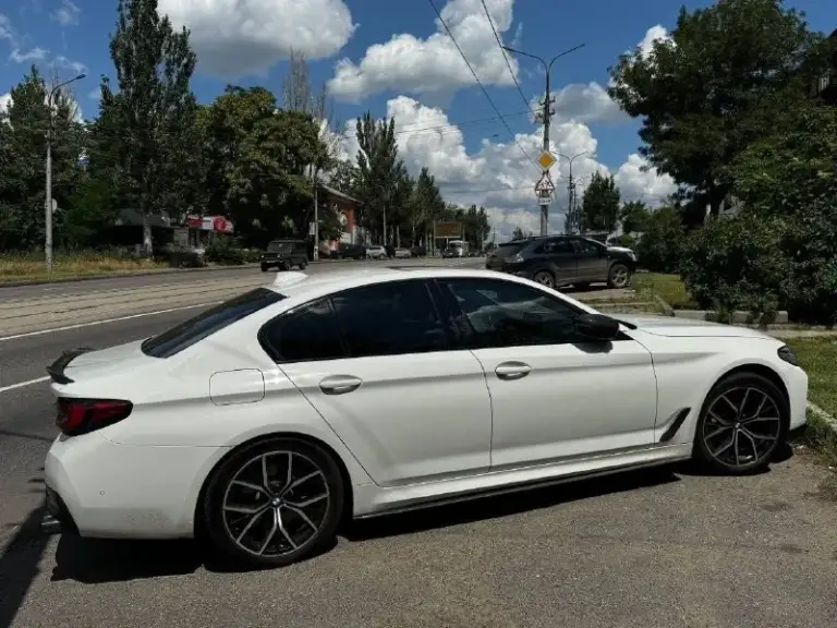 🚀🚀🚀2022/06 Bmw 5 series 540i xdrive 🚀🚀🚀отличный вариант авто для тех кто понимает bmw
Xdrive40i biturbo 3.0 полный привод, музыка harman, состояние салона новой машины!!!
🔥Цена :🔥5.65млн руб
Vin: wba73bj09nwx76774
Запчасти все оригинал, все крепления и даже мелочевка оригинал покупалось у офф диллера.
Крыло, капот, фара, бампер, подкрылок
Машину прошили 02.09.2025; на пробеге 23т км.
Прошивка двс stg2, прошивка коробки stg3, куплены все топливные карты, кат удален, даунпайп+хедшилд,
Лицензия логин+пароль
Комплектация огонь по ссылке
Https://bimmer. Work/vin/w68b59203bae477ededfa035bb46fc3a4/options/
Карфакс повреждения
Https://autohelperbot. Com/carfax/2c4f090fe8a5c4b2ba29c7235b09e5d2
Всё вопросы по телефону +79493280529
📞 🇷🇺 Звоните: +79493280529 - фотография - 2