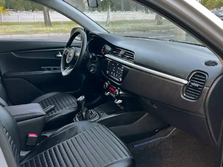 Kia rio
Двигатель - 1.6бензин, обслужен
Каробка - механика 6 ст
Пробег 149км. Родной оригинальный пробег !
Год - 2018 ресталинг
Кузов в отличном состоянии, без каких либо дефектов, оцинкован ! Не бит, не крашен, в дтп не когда не участвовал ! Ходовая в полном порядке ! Технически в полном порядке, не давно прошла то ! Вложений не требует абсолютно, сел и поехал ! Комплектация : климат контроль ! Датчик дождя и света, камера заднего вида, и многое другое !
Цена 1160.000 руб. Торг реальному покупатели
Возможен обмен на авто дешевле
Также продажа в кредит !
☎️ +7 (949) 339-39-10
📞 Звоните: +7(949)3393910 - фотография - 7
