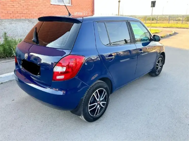 Продам skoda fabia 2011 год объем двигателя 1,2 экономичный расход топлива 4,2 на 100 км технический и внешне в хорошем состоянии без гнилья и ржавчины имеется сигнализация два комплекта ключей гур сервисные книжки тех осмотр пройден без штрафов и ограниченной заменена цепь грм с роликами натяжителями успокоителями также заменены масла в двигателе ив коробки осмотр донецк макеевка так же по запросу кину фото видео обзор цена 485 торг после осмотра номер телефона +79498943084 +79499894857
📞 Звоните: +7(949)8943084 - фотография - 1