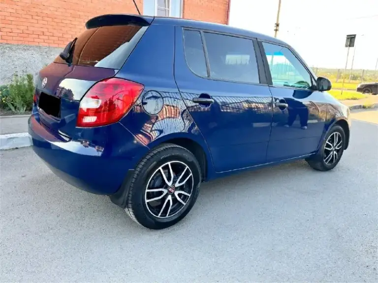 Продам skoda fabia 2011 год объем двигателя 1,2 экономичный расход топлива 4,2 на 100 км технический и внешне в хорошем состоянии без гнилья и ржавчины имеется сигнализация два комплекта ключей гур сервисные книжки тех осмотр пройден без штрафов и ограниченной заменена цепь грм с роликами натяжителями успокоителями также заменены масла в двигателе ив коробки осмотр донецк макеевка так же по запросу кину фото видео обзор цена 485 торг после осмотра номер телефона +79498943084 +79499894857
📞 Звоните: +7(949)8943084 - фотография - 3