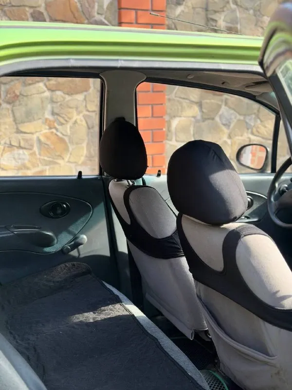 Daewoo matiz, 2006 год
Компактный и экономичный автомобиль с автоматической коробкой передач. Отличный вариант для города и повседневных поездок.
Мотор работает ровно, не дымит. Автомат переключает плавно, без пинков. Техническое состояние достойное, автомобиль готов к эксплуатации.
Цена: 250.000₽
📞 Звоните: +7(949)4538039 - фотография - 7