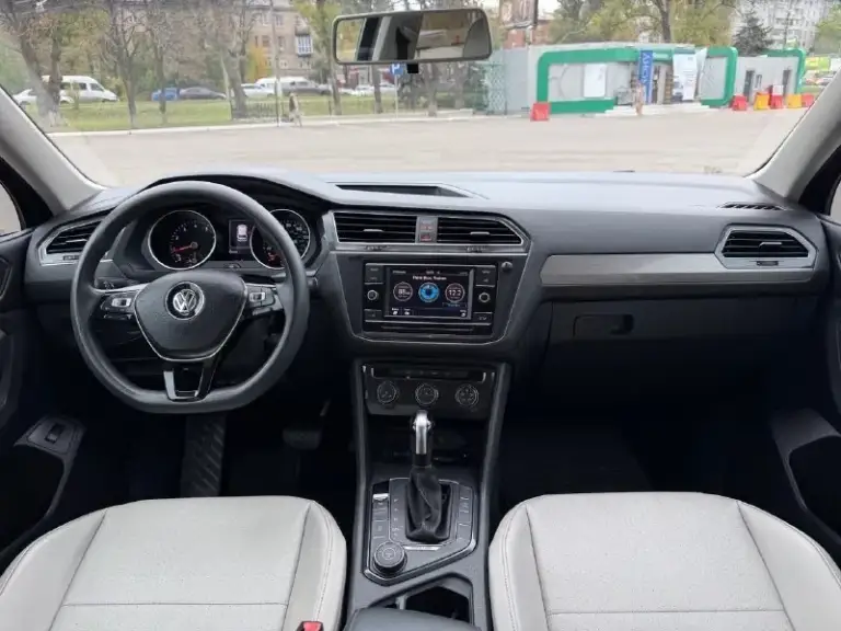 Продам volkswagen тигуан/ volkswagen tiguan 2018 г. 2.0 бензин, полный привод! Пробег 61 тыс. Км!! 7-ми местный. Авто полностью обслуженный!!! 2-ва комплекта колес на дисках зима-лето!!с документами полный порядок! 1.780000 тыс. Просмотр макеевка. Тел. +79497427877

📞 Звоните: +7(949)7427877 - фотография - 2