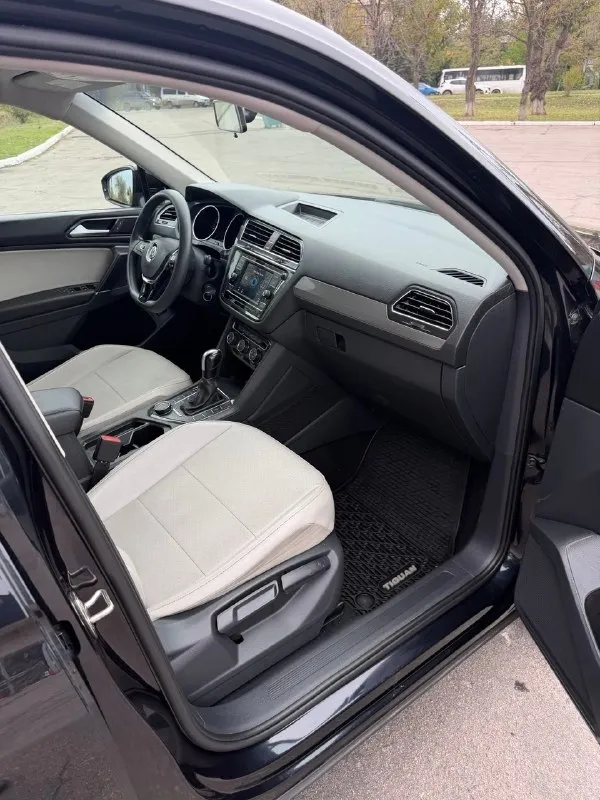 Продам volkswagen тигуан/ volkswagen tiguan 2018 г. 2.0 бензин, полный привод! Пробег 61 тыс. Км!! 7-ми местный. Авто полностью обслуженный!!! 2-ва комплекта колес на дисках зима-лето!!с документами полный порядок! 1.780000 тыс. Просмотр макеевка. Тел. +79497427877

📞 Звоните: +7(949)7427877 - фотография - 9