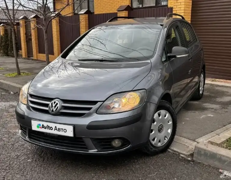 🚘 Wolkswagen golf plus | 2008 год

💰 Цена: 620 000 ₽
📍 Местонахождение: донецк
🤝 Торг: хороший торг у автомобиля

⚙️ Характеристики:
📅 Год выпуска: 2008
🛣 Пробег: 230 000 км
⛽ Двигатель: 1.4 tsi, бензин, турбо
🐎 Мощность: 122 л. С.
⚙️ Коробка передач: механическая, 6-ступенчатая
🛞 Колёса: r16.. . R>☑ автомобиль обслужен и технически исправен
☑ Ходовая часть недавно перебрана
✨ Комплектация
• Двухзонный климат-контроль
• Гур — гидроусилитель руля
• Abs
• Бортовой компьютер
• Электростеклоподъёмники
• Регулировка сидений

🎁 Дополнительно
☑ Зимняя резина в отличном состоянии на штампованных дисках
☑ Подарю литые диски (требуют доработки)

💰 Цена: 620 000 ₽
🤝 Хороший торг при осмотре.
📍 Донецк

📞 Телефон для связи: +7 949 381-49-57 - фотография - 1