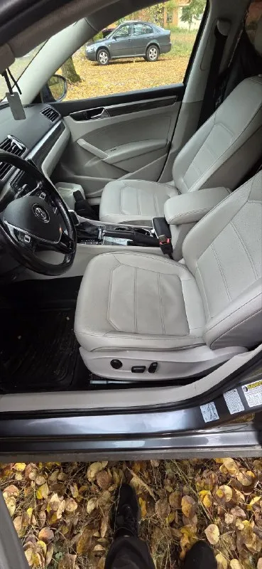 Продам volkswagen passat nms 2016 года 1,8 турбо 170 лс, стоит stage 1 (примерно 210-220лс)
138 Т км пробег.
Машина во владении почти 3 года.
Капот требует замены (много рыжиков) и бампер не в зазорах.
Машина за все время ни разу не подвела.
Бесключевой доступ, датчики мертвых зон, подогрев передних седений, люк, круиз контроль, двухзонный климат контроль
Цена 1500000 руб
+79790261909 (Миранда)
+79494669480 (Феникс)
Лучше писать в макс на миранду
📲 Tg: александр
📞 Звоните: +7(949)4669480 - фотография - 4