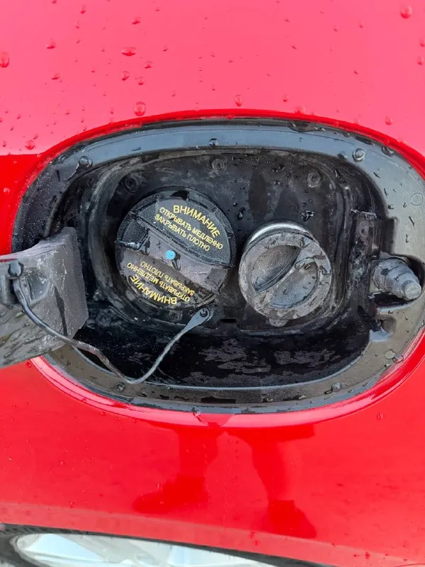 Продам kia ceed

🔥Цена: 1 600 000 ₽🔥
Год выпуска: 2019
Пробег: 153 800км
Двигатель: 1.6 л
Кпп: автомат

Я собственник 2й (в наличии 2 ключа)
Комплектация (максимальная):
Автомобиль оснащен всем необходимым для комфортных поездок:

Комфорт: мульти руль, климат-контроль 2х зонн, круиз-контроль, стекооподьемники перед. , зад.

Зимний пакет: подогрев передних сидений, руля, боковых зеркал, лобового и заднего стекол.

Мультимедиа: голосовое управление, громкая связь, cd, usb, aux. (монитор)

Дополнительно: подрулевые лепестки, охлаждаемый бардачок, линзованная оптика также и туманки, бортовой компьютер, электроскладывание зеркал.
Задиров в двигателе нет !!!(готов на эндоскоп)
Установлено гбо digitronic 4го поколения (в документы все легально вписано стс и птс)
В машине есть всё, кроме панорамы и электроручника. Технически исправна, готова к эксплуатации.
Место осмотра: г. Мариуполь
Контакты: +79496184657 - фотография - 9