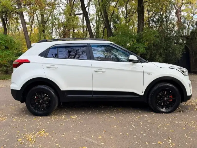 Hyundai creta
Модельный год -2018 год
Владельцев -1
Пробег -173000км
Сердце -(мотор)-2.0работает идеально!
Коробка -автомат -(работает безупречно)
Коплектация -руль -кожа -(не перешит )
Климатконтроль, подогрев сидений-3 положения, подогрев зеркал, подогрев руля,
Помощь спуска с горы !
Круиз контроль !
Фары с линзами и красивой led-подсветкой,
Адаптивный свет-стоят лед лампы в круг
Ассистент парковки -зад+камера !
Пластиковая и металическая защита двигателя !
Заменены -масло в двигателе!
Два комплекта резины!
Зима на шипах
Ключа -два!
Сигнализация с автозапуском
Вложений не требует !
Любые проверки -диагностика -приветствуется!
Коррозия и всякая нечесть -отсутствует!
Предоставлю информацию по телефону-(звоните )
Машина в хорошем состоянии !
Осмотр донецк!
Цена -1590000₽
+79493848128
📞 🇷🇺 Звоните: +79493848128 - фотография - 4