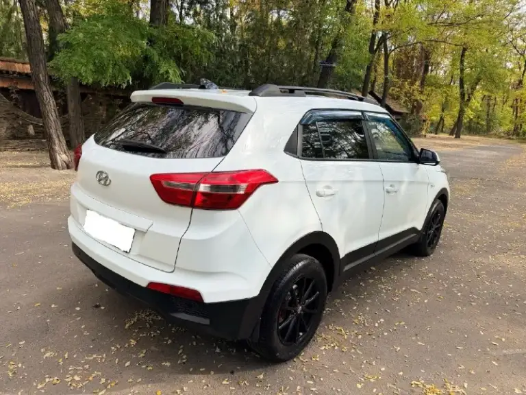 Hyundai creta
Модельный год -2018 год
Владельцев -1
Пробег -173000км
Сердце -(мотор)-2.0работает идеально!
Коробка -автомат -(работает безупречно)
Коплектация -руль -кожа -(не перешит )
Климатконтроль, подогрев сидений-3 положения, подогрев зеркал, подогрев руля,
Помощь спуска с горы !
Круиз контроль !
Фары с линзами и красивой led-подсветкой,
Адаптивный свет-стоят лед лампы в круг
Ассистент парковки -зад+камера !
Пластиковая и металическая защита двигателя !
Заменены -масло в двигателе!
Два комплекта резины!
Зима на шипах
Ключа -два!
Сигнализация с автозапуском
Вложений не требует !
Любые проверки -диагностика -приветствуется!
Коррозия и всякая нечесть -отсутствует!
Предоставлю информацию по телефону-(звоните )
Машина в хорошем состоянии !
Осмотр донецк!
Цена -1590000₽
+79493848128
📞 🇷🇺 Звоните: +79493848128 - фотография - 5