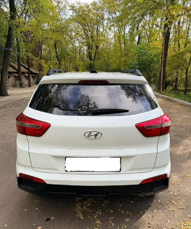 Hyundai creta
Модельный год -2018 год
Владельцев -1
Пробег -173000км
Сердце -(мотор)-2.0работает идеально!
Коробка -автомат -(работает безупречно)
Коплектация -руль -кожа -(не перешит )
Климатконтроль, подогрев сидений-3 положения, подогрев зеркал, подогрев руля,
Помощь спуска с горы !
Круиз контроль !
Фары с линзами и красивой led-подсветкой,
Адаптивный свет-стоят лед лампы в круг
Ассистент парковки -зад+камера !
Пластиковая и металическая защита двигателя !
Заменены -масло в двигателе!
Два комплекта резины!
Зима на шипах
Ключа -два!
Сигнализация с автозапуском
Вложений не требует !
Любые проверки -диагностика -приветствуется!
Коррозия и всякая нечесть -отсутствует!
Предоставлю информацию по телефону-(звоните )
Машина в хорошем состоянии !
Осмотр донецк!
Цена -1590000₽
+79493848128
📞 🇷🇺 Звоните: +79493848128 - фотография - 7