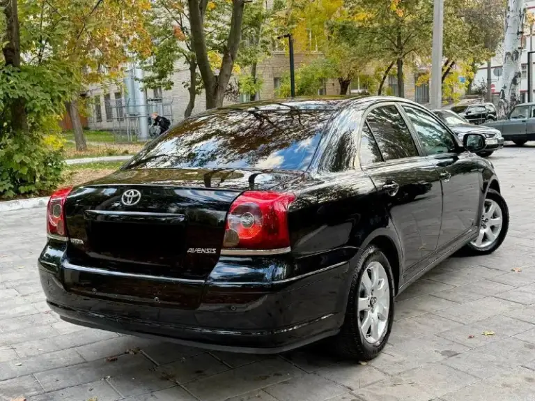 В продаже toyota avensis рестайлинг 2008 года выпуска
Автомобиль на моторе 2.4 бензин, работает отлично, не троит и не дымит. Коробка обычный автомат, переключает идеально, не пинает и не буксует.
Максимальная комплектация: 4 стеклоподъемника, климат контроль, датчик света и дождя, мультируль, задняя шторка, подогревы сидений, круиз контроль.
Автомобиль в отличном состоянии. Пригонялся из германии. Все стёкла включая лобовое родные! Рыжиков и сколов нет. Практически весь в родном окрасе. 2 ключа, сервисные книги. 2 владельца.
Осмотр донецк
Цена 730.000 ₽, торг у автомобиля!
☎️ +7 (949) 339-39-10 - фотография - 5