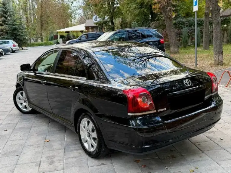 В продаже toyota avensis рестайлинг 2008 года выпуска
Автомобиль на моторе 2.4 бензин, работает отлично, не троит и не дымит. Коробка обычный автомат, переключает идеально, не пинает и не буксует.
Максимальная комплектация: 4 стеклоподъемника, климат контроль, датчик света и дождя, мультируль, задняя шторка, подогревы сидений, круиз контроль.
Автомобиль в отличном состоянии. Пригонялся из германии. Все стёкла включая лобовое родные! Рыжиков и сколов нет. Практически весь в родном окрасе. 2 ключа, сервисные книги. 2 владельца.
Осмотр донецк
Цена 730.000 ₽, торг у автомобиля!
☎️ +7 (949) 339-39-10 - фотография - 6