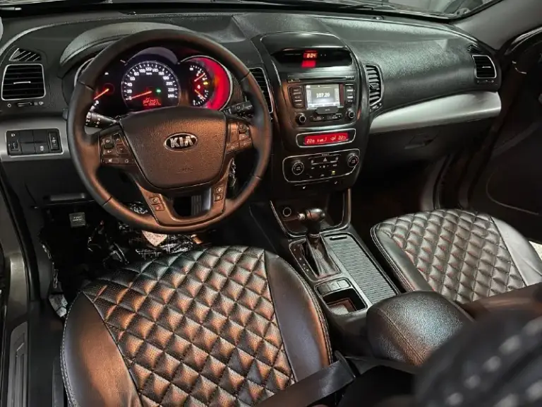🔥 Kia sorento 🔥
✅Год выпуска 2013
✅ 2.4
✅Двигатель бензиновый
✅Коробка автоматическая 6ступка
✅Пробег 168тыс. Км
✅ 2 Собственника!
✅Оцинкованный кузов
✅Авто без дтп!
✅ Без окрасов! - фотография - 9