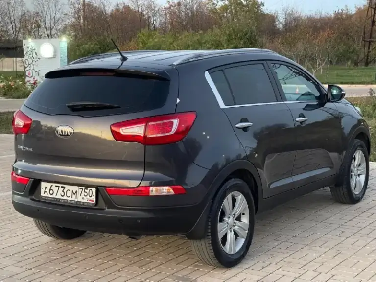 🔥Kia sportage 🔥
✅Год выпуска 2013
✅Мотор 2.0 (150лс. )
✅Двигатель бензиновый
✅Коробка автоматическая 6ступка
✅Пробег 138тыс. Км(оригинал)
✅ 2 Собственника!
✅Оцинкованный кузов
✅Авто без дтп! Без окрасов!
✅Отчёт автотеки зеленый!
✅2 Ключа
✅Режим eco
✅Разъемы под aux usb
✅Разъем 12v
✅Эл. Зеркала с подогревом
✅Дневные ходовые огни
✅Тех осмотр пройден, готов к регистрации в мрэо
☑️Есть видео обзор, пишите сброшу
☑️Есть отчёт автотеки, пишите сброшу
✅Торг на полный бак топлива!
✅Донецк. Стоимость 1.345.000₽
Тел. +7949-50-800-60
✅Возможно продажа в автокредит - фотография - 4