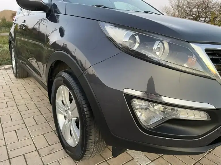 🔥Kia sportage 🔥
✅Год выпуска 2013
✅Мотор 2.0 (150лс. )
✅Двигатель бензиновый
✅Коробка автоматическая 6ступка
✅Пробег 138тыс. Км(оригинал)
✅ 2 Собственника!
✅Оцинкованный кузов
✅Авто без дтп! Без окрасов!
✅Отчёт автотеки зеленый!
✅2 Ключа
✅Режим eco
✅Разъемы под aux usb
✅Разъем 12v
✅Эл. Зеркала с подогревом
✅Дневные ходовые огни
✅Тех осмотр пройден, готов к регистрации в мрэо
☑️Есть видео обзор, пишите сброшу
☑️Есть отчёт автотеки, пишите сброшу
✅Торг на полный бак топлива!
✅Донецк. Стоимость 1.345.000₽
Тел. +7949-50-800-60
✅Возможно продажа в автокредит - фотография - 6