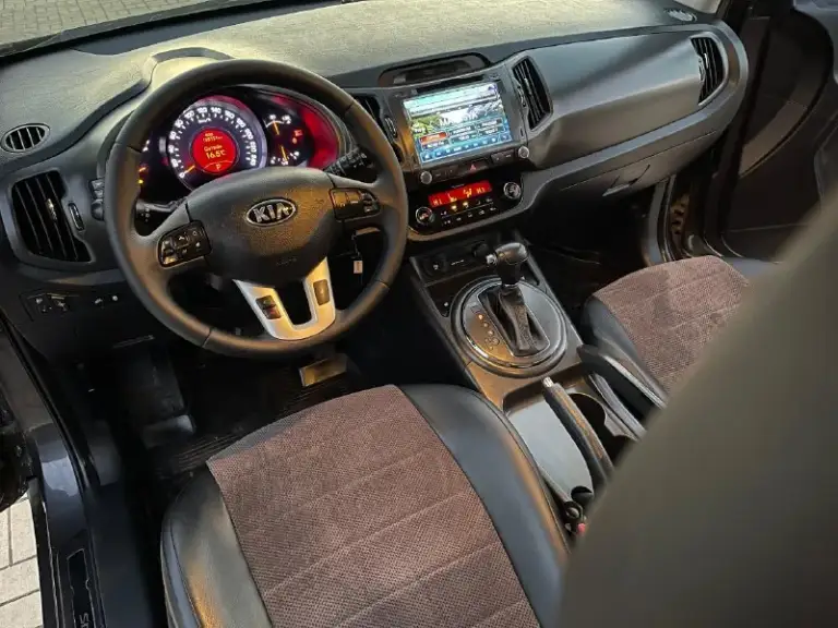 🔥Kia sportage 🔥
✅Год выпуска 2013
✅Мотор 2.0 (150лс. )
✅Двигатель бензиновый
✅Коробка автоматическая 6ступка
✅Пробег 138тыс. Км(оригинал)
✅ 2 Собственника!
✅Оцинкованный кузов
✅Авто без дтп! Без окрасов!
✅Отчёт автотеки зеленый!
✅2 Ключа
✅Режим eco
✅Разъемы под aux usb
✅Разъем 12v
✅Эл. Зеркала с подогревом
✅Дневные ходовые огни
✅Тех осмотр пройден, готов к регистрации в мрэо
☑️Есть видео обзор, пишите сброшу
☑️Есть отчёт автотеки, пишите сброшу
✅Торг на полный бак топлива!
✅Донецк. Стоимость 1.345.000₽
Тел. +7949-50-800-60
✅Возможно продажа в автокредит - фотография - 7