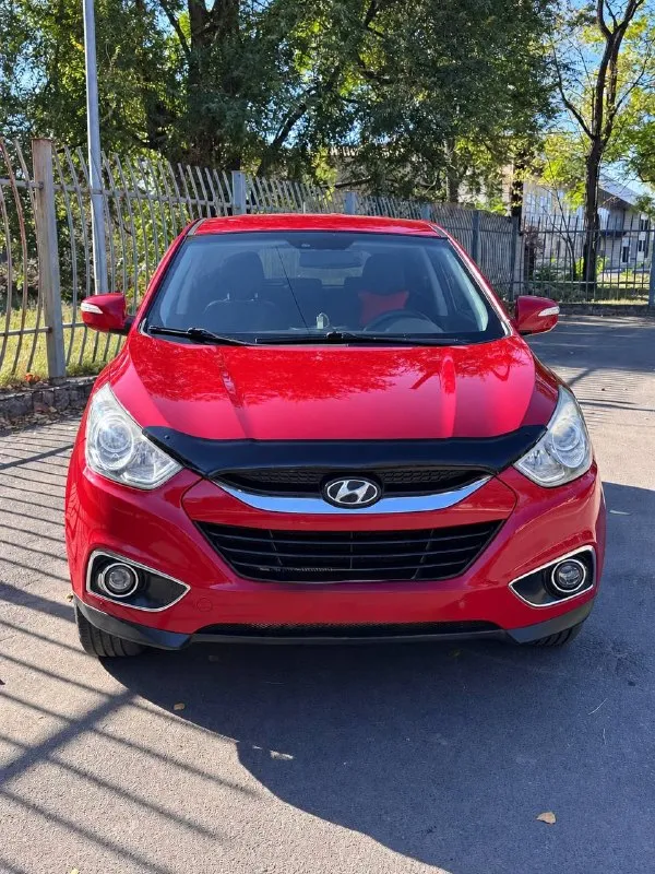 Hyundai ix35 🚗
Год выпуска: 2012
Кпп: автомат
Передний привод
Двигатель: 2.0л бензин
Пробег: 195.000 км
Цена: 1.300.000₽ возможен торг
2 Ключа
Автомобиль в хорошем состоянии
Полностью обслужен
Автомат работает хорошо, без изъянов
Двигатель проверен, без задиров
Ходовая в порядке
Климат контроль
Круиз контроль
Подогрев всех сидений, переднего и заднего стекол
2 Комплекта резины
Осмотр г. Донецк
Тел. : +79493420308
Телеграмм, макс на этом же номере - фотография - 1