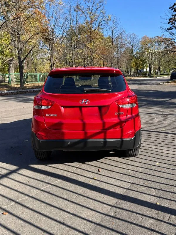 Hyundai ix35 🚗
Год выпуска: 2012
Кпп: автомат
Передний привод
Двигатель: 2.0л бензин
Пробег: 195.000 км
Цена: 1.300.000₽ возможен торг
2 Ключа
Автомобиль в хорошем состоянии
Полностью обслужен
Автомат работает хорошо, без изъянов
Двигатель проверен, без задиров
Ходовая в порядке
Климат контроль
Круиз контроль
Подогрев всех сидений, переднего и заднего стекол
2 Комплекта резины
Осмотр г. Донецк
Тел. : +79493420308
Телеграмм, макс на этом же номере - фотография - 5