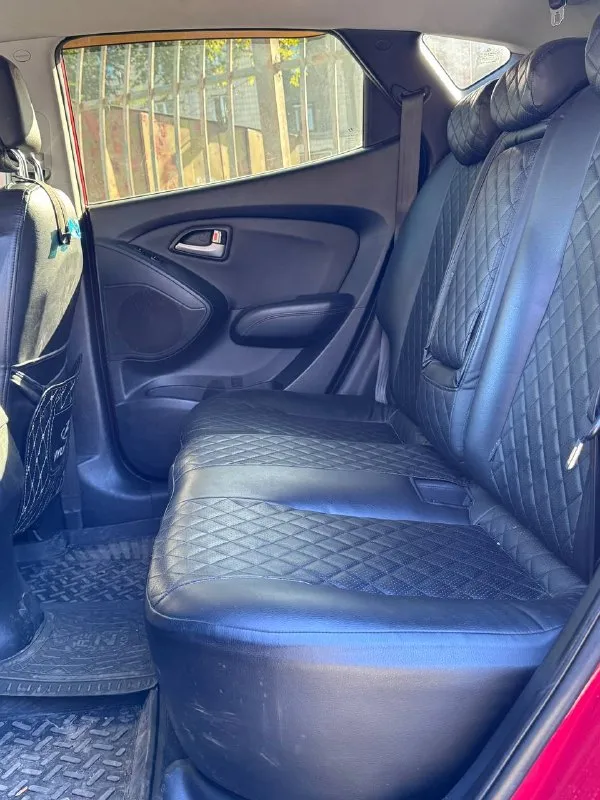 Hyundai ix35 🚗
Год выпуска: 2012
Кпп: автомат
Передний привод
Двигатель: 2.0л бензин
Пробег: 195.000 км
Цена: 1.300.000₽ возможен торг
2 Ключа
Автомобиль в хорошем состоянии
Полностью обслужен
Автомат работает хорошо, без изъянов
Двигатель проверен, без задиров
Ходовая в порядке
Климат контроль
Круиз контроль
Подогрев всех сидений, переднего и заднего стекол
2 Комплекта резины
Осмотр г. Донецк
Тел. : +79493420308
Телеграмм, макс на этом же номере - фотография - 7