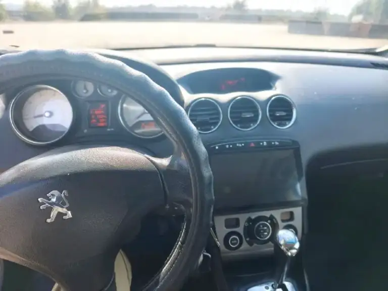 🚗 Продается peugeot 308, 2012 год выпуска

👍 Отличный вариант для тех, кто ищет надежный автомобиль в хорошем состоянии!

Основные характеристики:

✅ Два владельца в одной семье (отец переписал на дочь — по сути, одна хозяйка)
✅ Пробег: 187 000 км (родной, подтвержденный)
✅ Коробка передач: автомат
✅ Двигатель: бензин 1,6, расход 6,5-7 город

Комплектация:

✅ Панорамная крыша
✅ Двухзонный климат-контроль
✅ Abs, abd, esp
💯 Никаких вложений не требует. Обслуживалась вовремя, все системы работают исправно. В комплекте — новая зимняя резина 👌

Почему стоит купить?

📌 Ухоженный автомобиль из семьи, а не из такси
📌Богатая комплектация для своего года
📌 Надежный автомат, установлен радиатор акпп
📌 Готова к эксплуатации прямо сейчас

Цена: 465 ₽

Торг после осмотра 😉

Заинтересовались? Приезжайте:
Г. Мариуполь, ул. Макара мазая, 9

📞 Звоните +79497155914

😎 Не упустите шанс стать владельцем отличного peugeot 308 ❗️ - фотография - 6