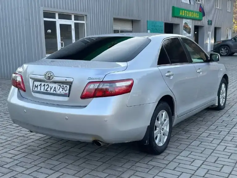 Продам toyota camry
Объем 2.4 бензин
Год выпуска 2008
Без дтп, ржавчин, вмятин, царапин,
Двигатель работает идеально, не дымит, не троит, масло не кушает,
Коробка работает идеально, не пинается, греется, не буксует, автомобиль обслужен
Комплектация максимальная
Кожаный салон
Климат контроль заправлен работает
Бортовой компьютер
Круиз контроль
Четыре стеклоподъемники
Электро регулировка сидений
Датчик света
Датчик дождя
И многое другое
Цена 770 000 +79493943583
📞 Звоните: +7(949)3943583 - фотография - 4