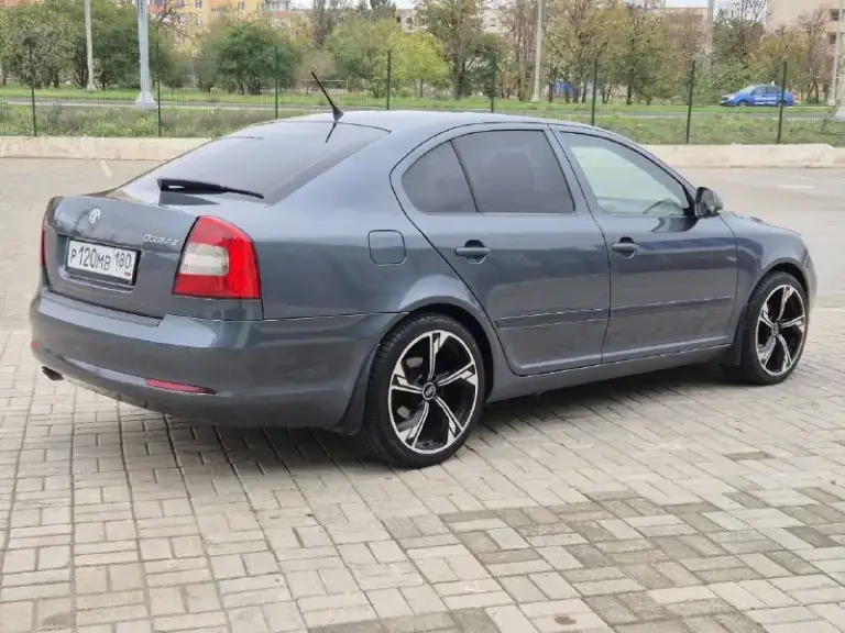 Шкода а5 1.4 tsi
Год 2011
Пробег родной 243т
Мотор 1.4 tsi caxa масло не ест не дымит
Авто вид хорошей
Красивые гос номер в подарок
Остальные вопросы по телефону
Г. Мариуполь
Цена 845т
+79496347909 - фотография - 6