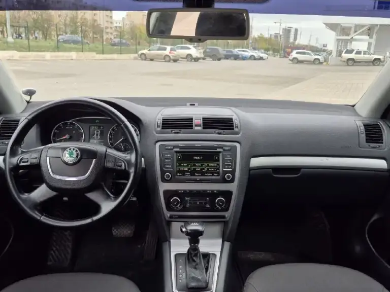 Шкода а5 1.4 tsi
Год 2011
Пробег родной 243т
Мотор 1.4 tsi caxa масло не ест не дымит
Авто вид хорошей
Красивые гос номер в подарок
Остальные вопросы по телефону
Г. Мариуполь
Цена 845т
+79496347909 - фотография - 9