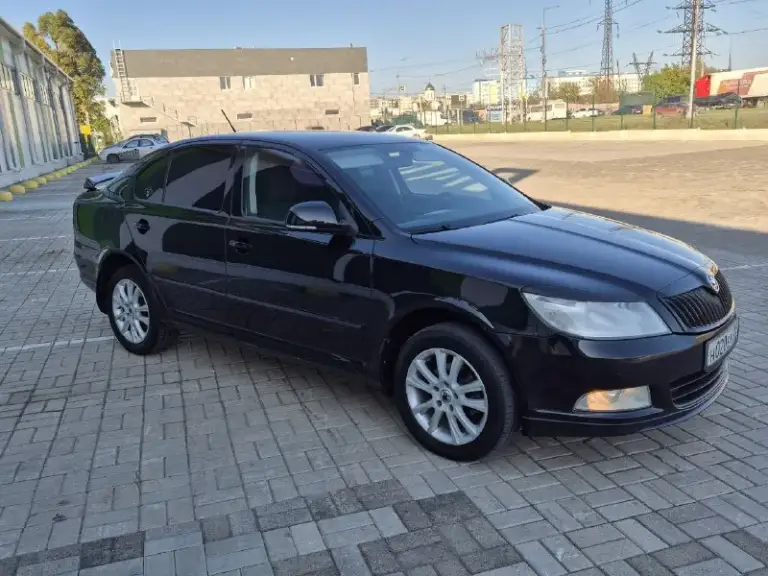 Шкода а5 1.4 tsi
Год 2011
Пробег 270т родной
В заводском окрасе
Последний 9 лет в одних руках обслужена вся
Мотор коробка работает все отлично
Г. Мариуполь
Цена 870т
+79496347909 - фотография - 2