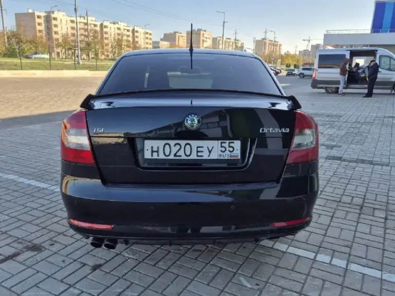 Шкода а5 1.4 tsi
Год 2011
Пробег 270т родной
В заводском окрасе
Последний 9 лет в одних руках обслужена вся
Мотор коробка работает все отлично
Г. Мариуполь
Цена 870т
+79496347909 - фотография - 4