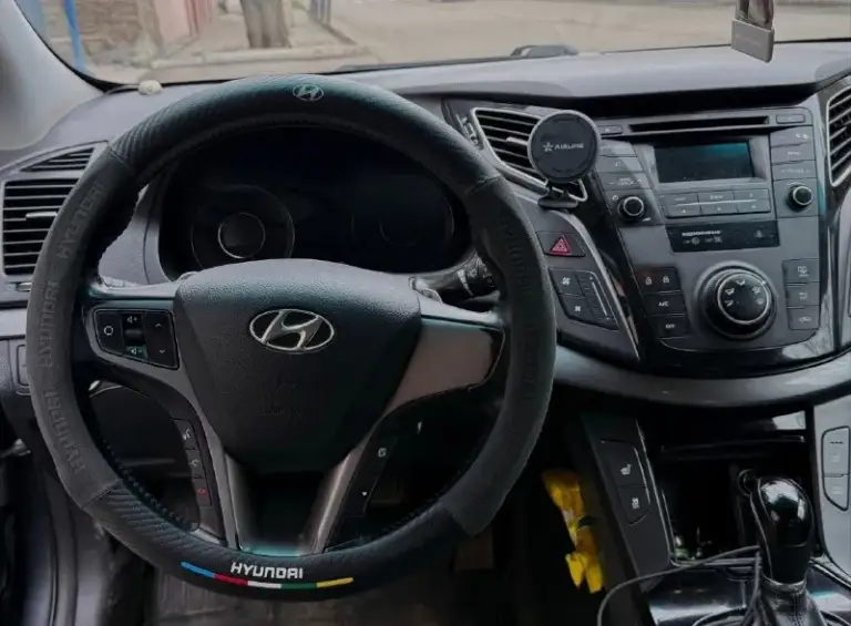 Hyundai i40
🔥950 000 Руб. Срочно

2015 Г. В.
2.0L акпп 6-ст.
Второй влалелец.

Abs, airbags, autohold, коробка передач с тремя режимами стиля езды, кондиционер, подогрев сидений, автосвет.
Двигатель абсолютно новый, прошел пару тыс. Км.
Официальный, с завода.

Автомобиль в отличном состоянии, вложений, ремонта не требует. Агрегаты исправны, все функции работают.
Два ключа

Донецк
+79889998108 Мтс
(Или telegram) - фотография - 5
