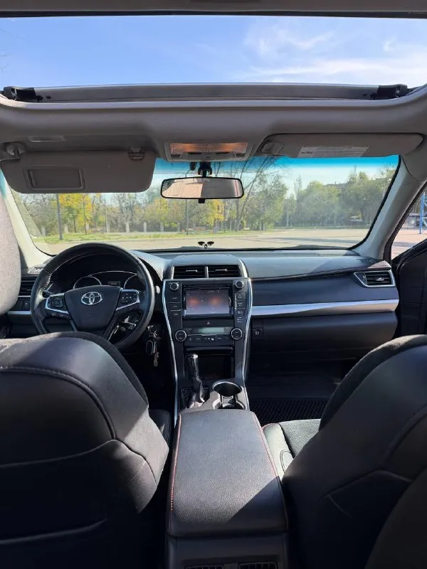 Toyota camry 55rest (usa).
Год выпуска : 2015
Двигатель: 2.5л. / 181л. С. Бензин.
.
Пробег 210.000 км. (не скручен).
Цвет авто - черный.
• Авто в донецке с 2021 года в одних руках.
Привезена со штатов после незначительного дтп правого заднего крыла. Безопасность целая!
☑ Богатая комплектация se - много приятных функций в виде: камера заднего вида, круиз, климат контроль, мультируль с лепестками переключения коробки передач, подогрев сидений первого ряда, подогрев зеркал, автозапуск двигателя. Салон комбинированный- кожа/ алькантара.
☑ Заводское остекление по кругу.
☑ Двигатeль / paбoтают идеaльнo.
☑ Автомобиль обслужен. Состояние сел и поехал. Масло и все расходники всегда менялись вовремя!
☑ Птс оригинал, я первый владелец.
Любые проверки за ваш счет.
В своей машине уверена на 100%, никогда не подводила!
Бонус : два комплекта резины зима/лето. Два комплекта ковриков (резина /ворс).
Осмотр г. Донецк
Цена : 1.750.000р. Возможен торг.
📲 Tg: @yulya_vl88
📞 Звоните: +7(949)4030875 - фотография - 7