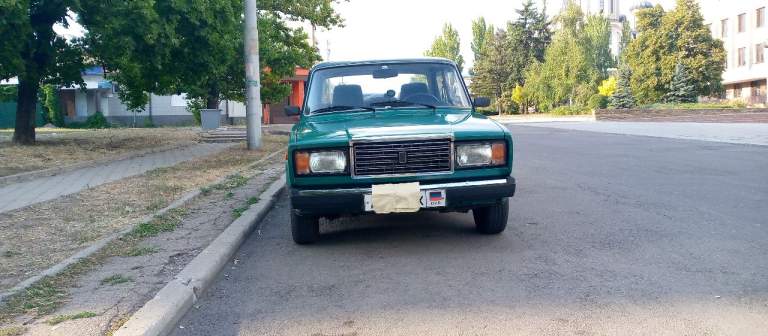 Продам ваз 2107. 2004 год. Док-ты в порядке. Двигатель не дымит, масло не кушает.
Кузов без гнили. Коробка 5ст. Не гудит, передачи не вылетают. Редуктор не гудит. Есть сигналка, цз. Мажок. Цена 150000руб. Тел: +79493276032 - фотография - 23