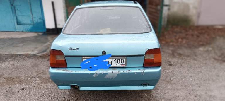 Продам славута 2004г. Карбюратор. Новая выхлопная, новый аккумулятор, масло тосол залиты, новая резина зима-лето. Арки пороги поварены. Цена 100 тысяч. Тел. +79493388680. - фотография - 1