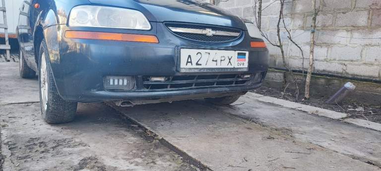 Продам chevrolet aveo 2005 года, двигатель 1.5 мкпп, гбо, электростеклоподьемники, сигнализация, музыка. Резина зима. Цена 350 тыс. Руб+ торг. +79493853660 - фотография - 14