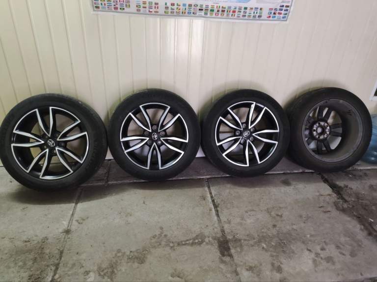 Диск литой toyota camry v50/55 r17

Цена: 9500 руб. /шт.

Состояние: б/у;
Ширина ободов, дюймов: 7;
Диаметр, дюймов: 17;
Вылет (ет): 45;
Количество отверстий: 5;
Диаметр расположения отверстий: 114.3;
Центральное отверстие (dia): 60.1;

Отличное состояние. Готов для установки на модельный ряд автомобилей следующих годов выпуска: 2011, 2012, 2013, 2014, 2015, 2016, 2017.

Тел. : +79591279860 - дмитрий - фотография - 2